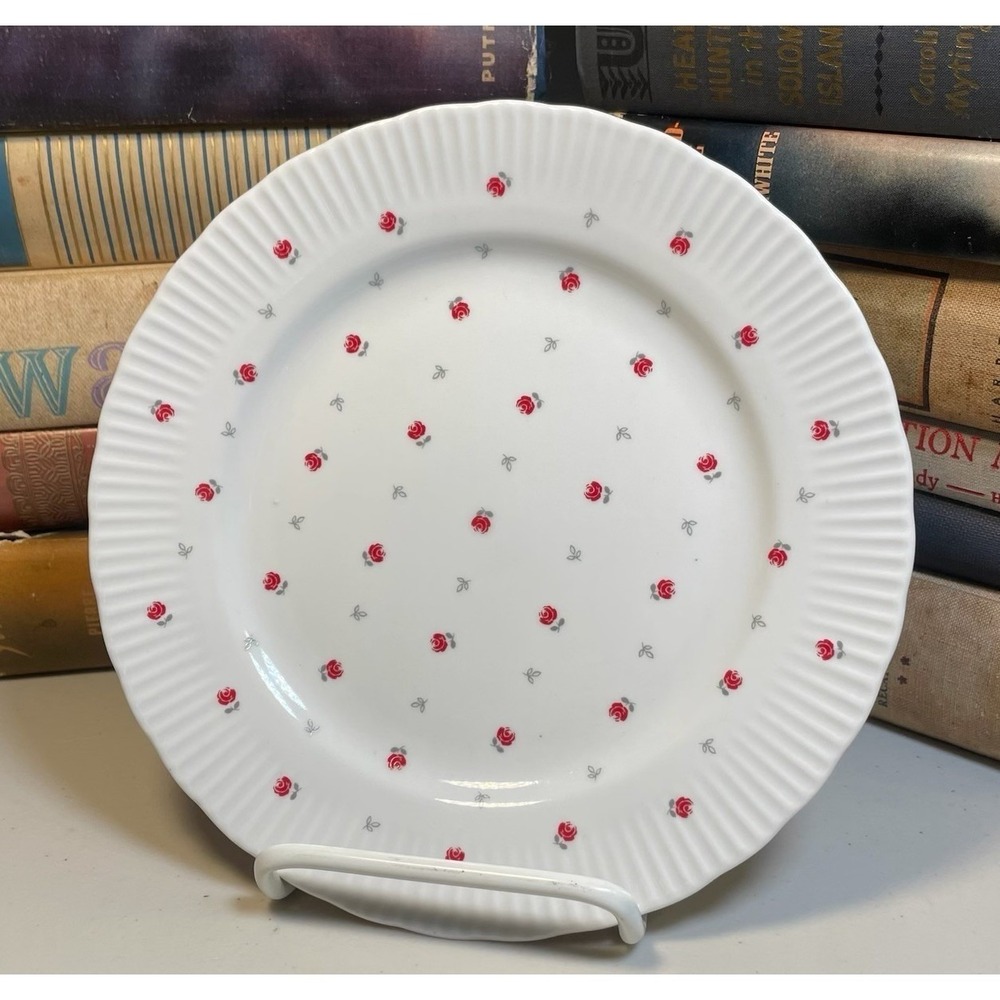 JL Menau Graf Von Henneberg Rosebud Dessert Plate 7.5" GDR Germany Replacement